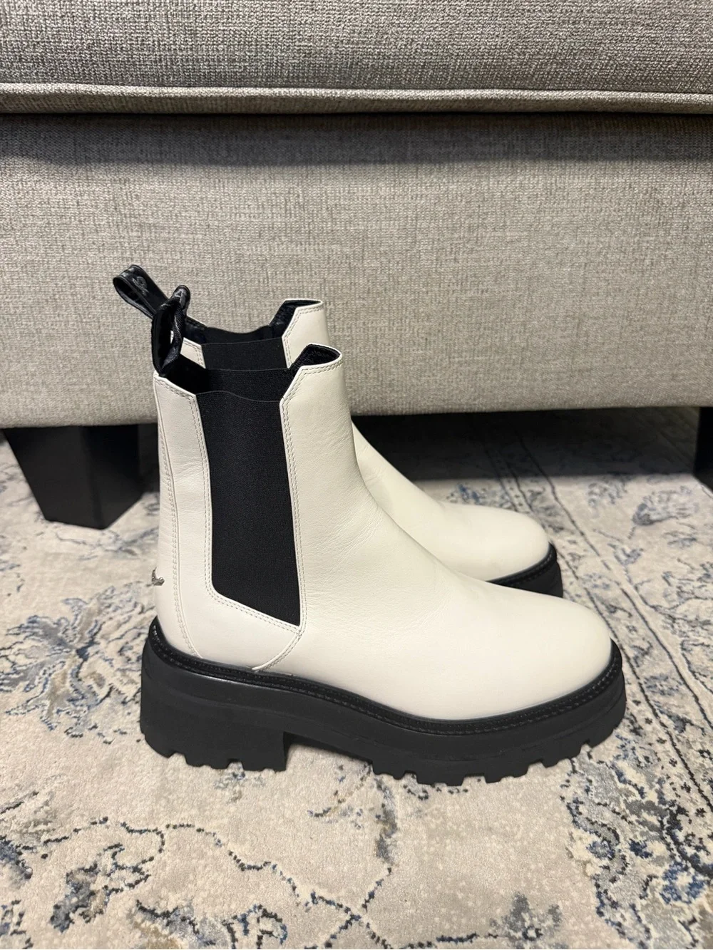 N/A white patent